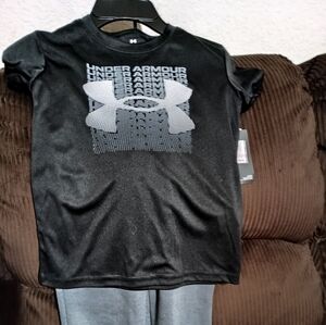UNDER ARMOUR OUTFIT